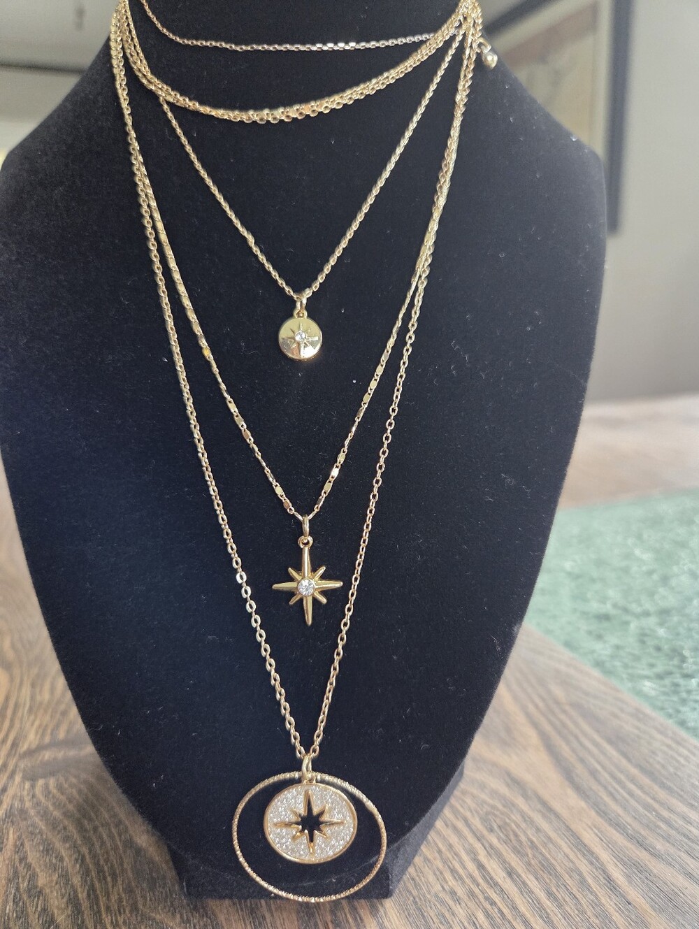 Gold Multi-Layer Star & Circle Pendant Necklace - Women‎ Jewelry